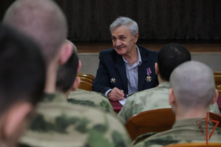  Посвященные Дню полного снятия блокады Ленинграда патриотические мероприятия Росгвардии состоялись на Урале