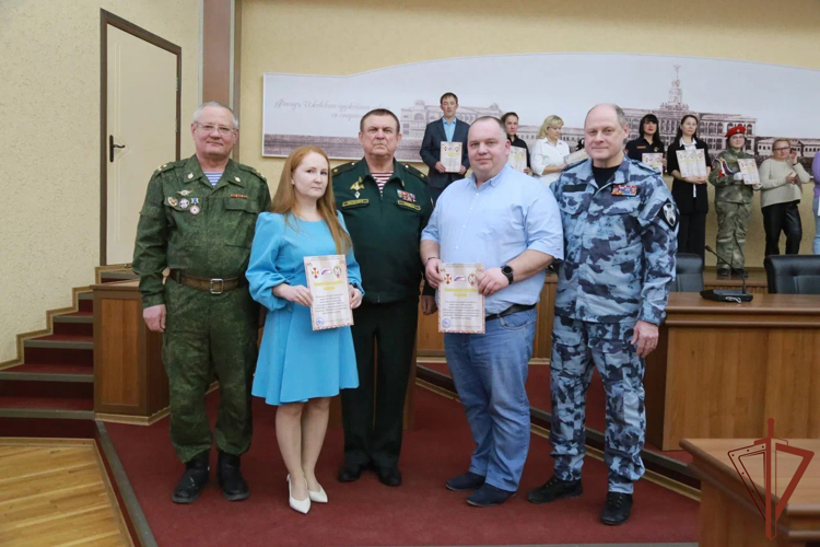 Росгвардейцы поощрили отличившихся кадет в Приволжье