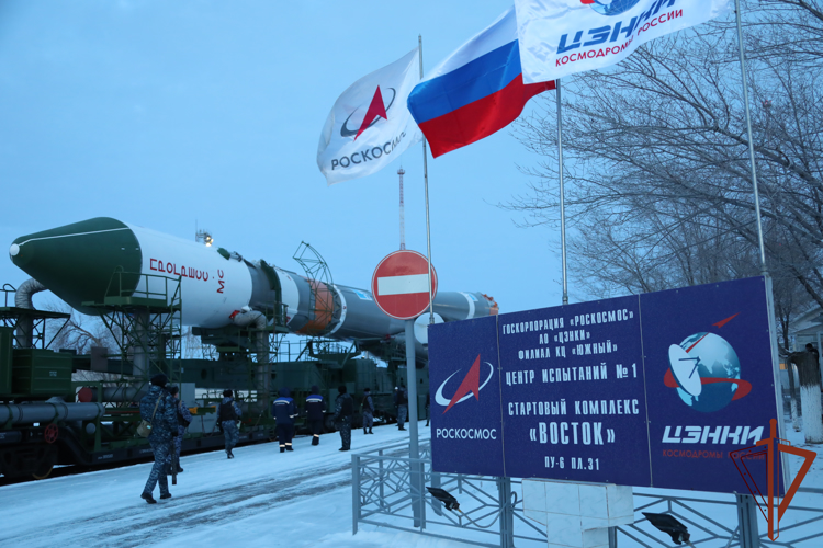 Росгвардия обеспечила безопасность транспортировки космических аппаратов на «Байконур»    