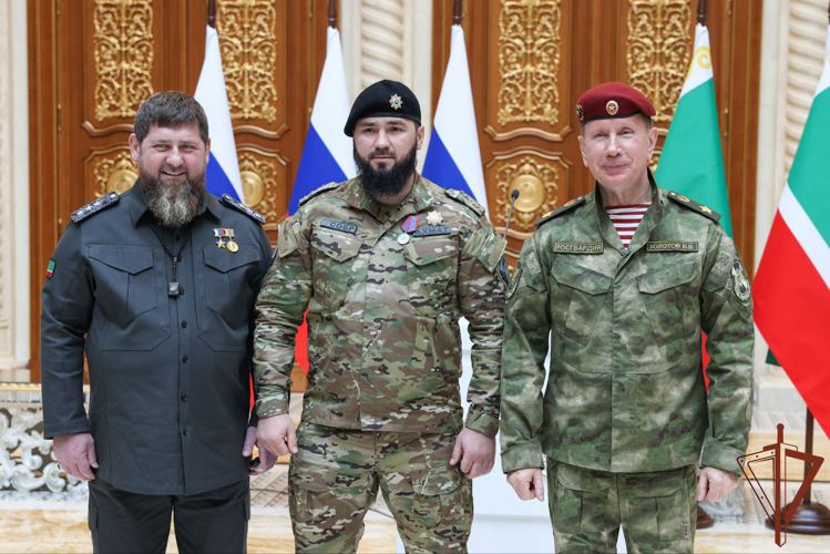 Генерал армии Виктор Золотов вручил орден Жукова Северо-Кавказскому округу Росгвардии 