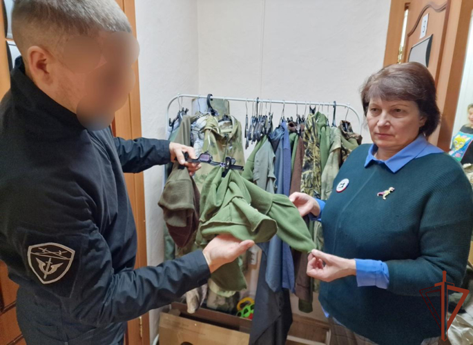 К  акции «Своих не бросаем» присоединились представители Росгвардии и ветераны службы в Югре