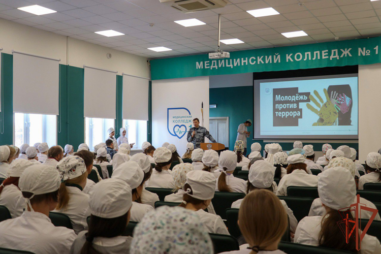 В Центральном округе Росгвардии проходят посвященные 35 -ой годовщине вывода советских войск из Афганистана мероприятия