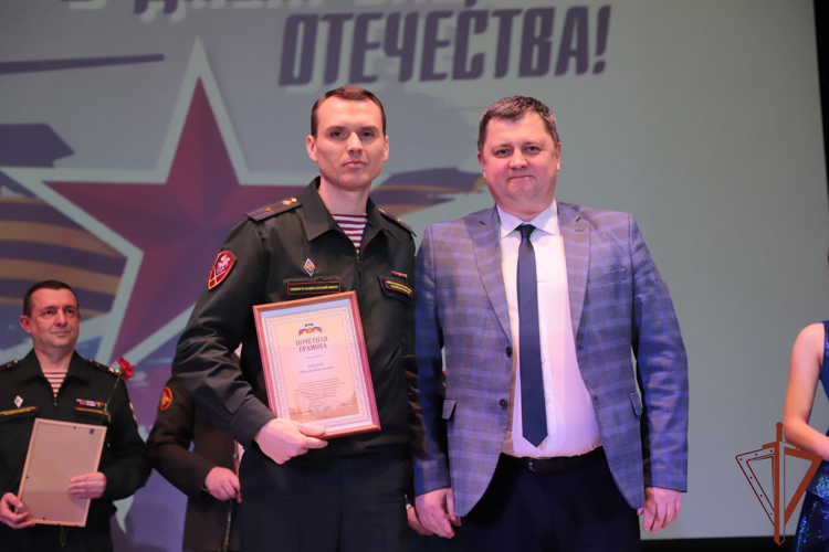 Росгвардейцы Северо-Кавказского округа отмечены Почетными грамотами и Благодарственными письмами