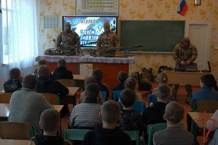 Патриотическая акция Росгвардии «Неделя мужества» проходит в Херсонской и Запорожской областях (видео) 