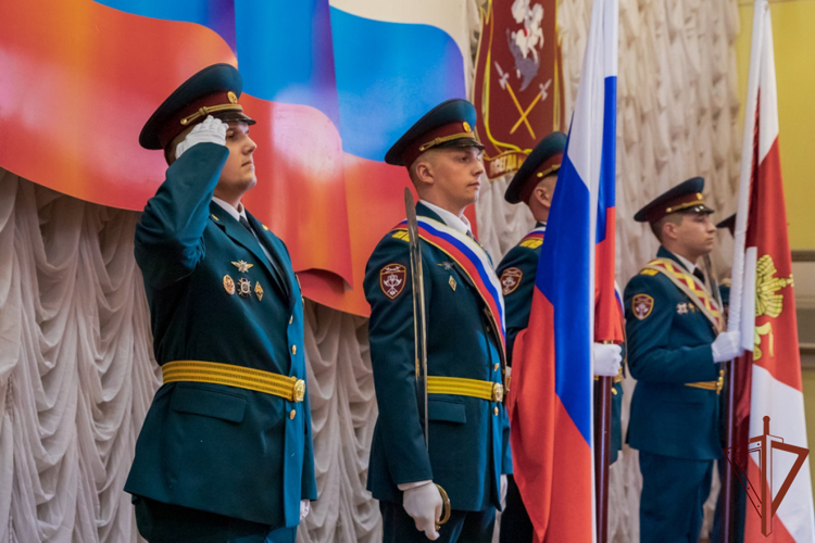 Отдельный батальон охраны и обеспечения управления Уральского округа Росгвардии отметил 25-летний юбилей со дня сформирования