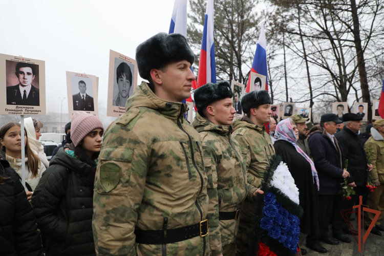 Заместитель командующего Северо-Кавказским округом Росгвардии принял участие в памятном мероприятии в Пятигорске