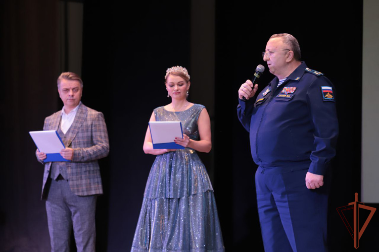 Росгвардейцы Северо-Кавказского округа отмечены Почетными грамотами и Благодарственными письмами