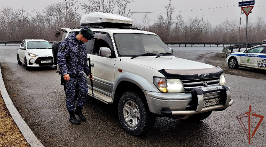 Во Владивостоке росгвардейцы обеспечили правопорядок на церемонии открытия I Зимних международных спортивных игр «Дети Приморья»