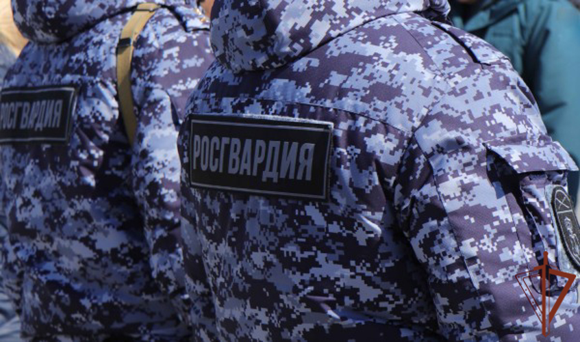 Росгвардейцы задержали находящихся в розыске трех мужчин в Ярославле