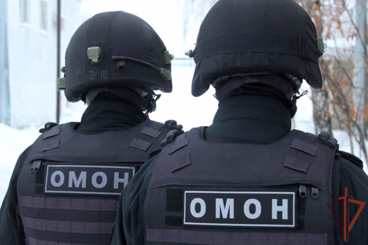 ОМОН Росгвардии задержал в Саратовской области  подозреваемых в наркоторговле