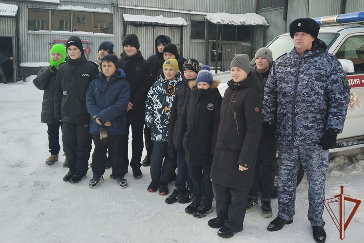 Патриотические мероприятия провела Росгвардия в преддверии Дня защитника Отечества в Сибири