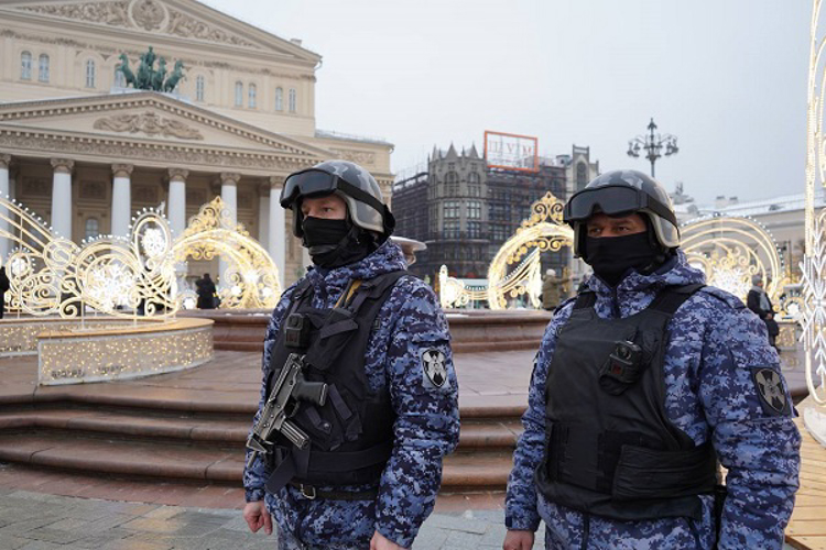 Росгвардия обеспечила безопасность в день празднования 23 февраля в столице