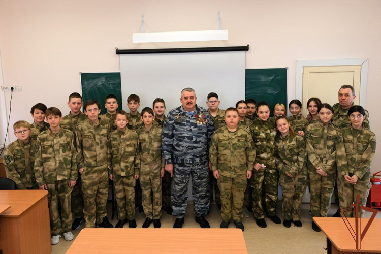 Росгвардейцы продолжают проводить патриотические мероприятия в преддверии Дня защитника Отечества
