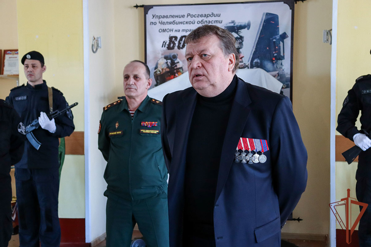 На базе челябинского ОМОН «Воин» Росгвардии открыли мемориал в память о героях СВО