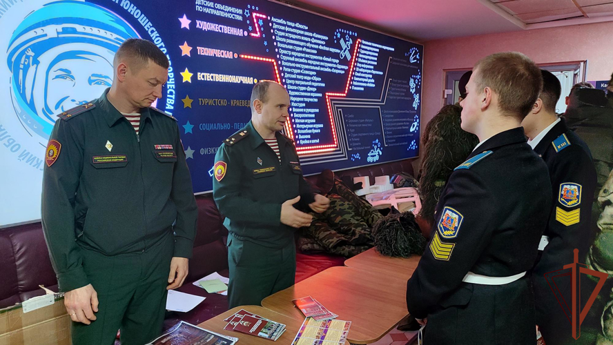 Росгвардейцы приняли участие во всероссийской патриотической акции в Брянске