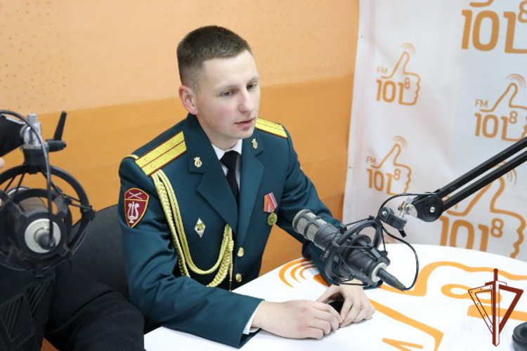 Военные музыканты Росгвардии рассказали о службе в эфире радио 101.8 FM