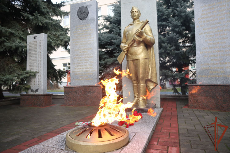 Росгвардия присоединилась к памятным мероприятиям в День освобождения Ростова-на-Дону