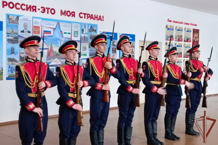 Всероссийскую патриотическую акцию Росгвардии «Прощание славянки – марш, объединивший народы» поддержали на Урале (Видео)