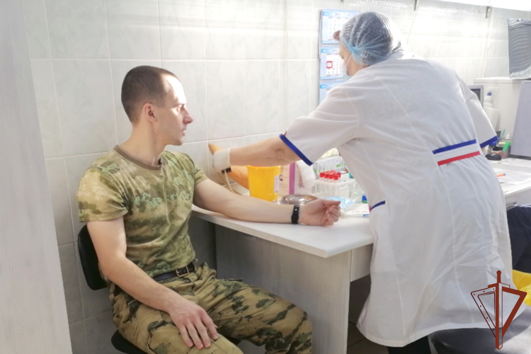 Кровь для пациентов больниц Зауралья сдали росгвардейцы