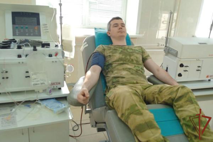 Кровь для пациентов больниц Зауралья сдали росгвардейцы