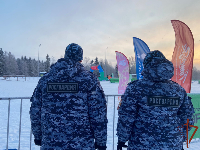 В столице Карелии росгвардейцы обеспечили правопорядок при проведении международного фестиваля «Гиперборея-2024» 