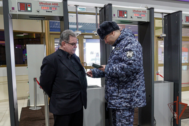 Росгвардия обеспечивает безопасность международной выставки-форума «Россия» на ВДНХ