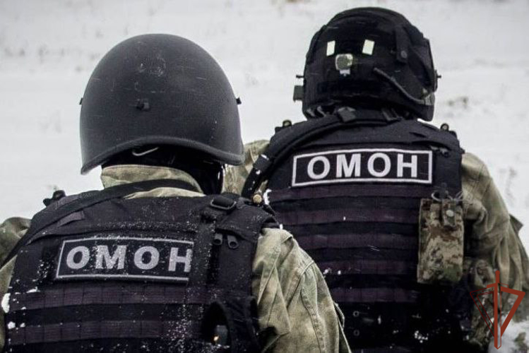 Сотрудники ОМОН Росгвардии пресекли деятельность подпольного игрового клуба в Новосибирской области