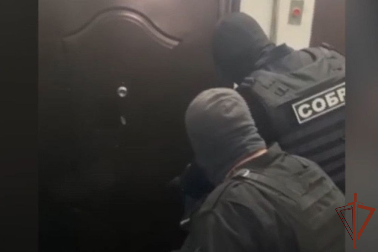Спецназ Росгвардии задержал в Кемеровской области подозреваемых в похищении человека и вымогательстве 