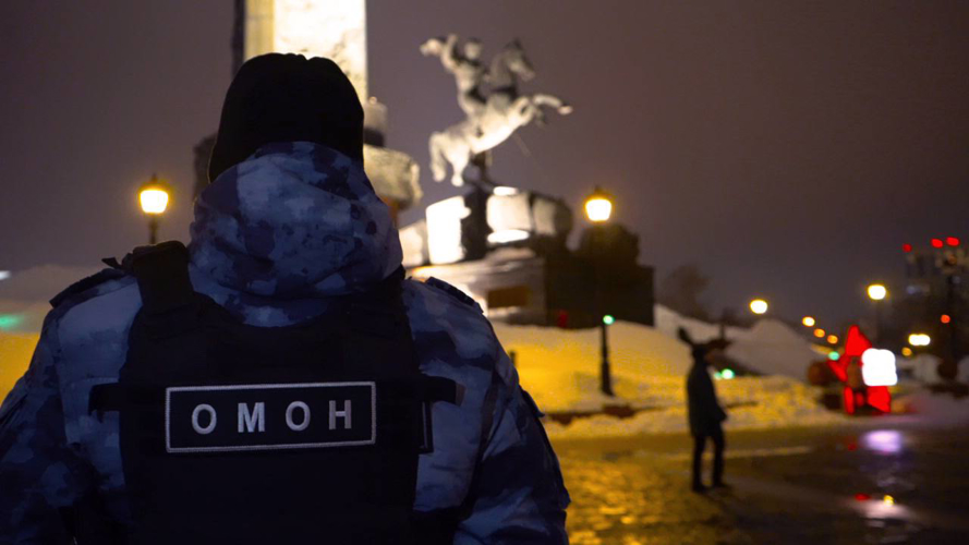 Росгвардия обеспечила безопасность в день празднования 23 февраля в столице