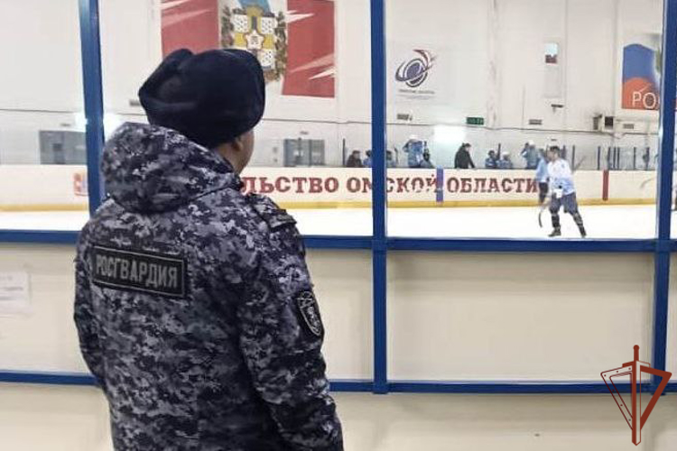 Росгвардейцы обеспечили общественный порядок при проведении массовых мероприятий в Омской области