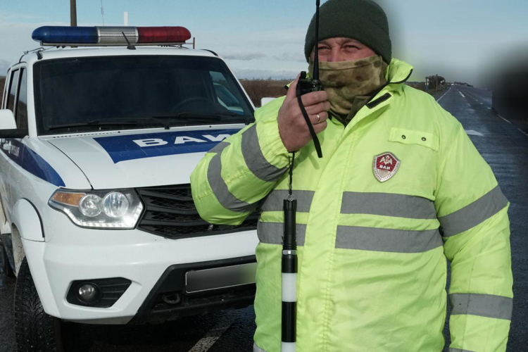 Командующий группировкой Росгвардии в зоне СВО поздравил военнослужащих ВАИ с профессиональным праздником  