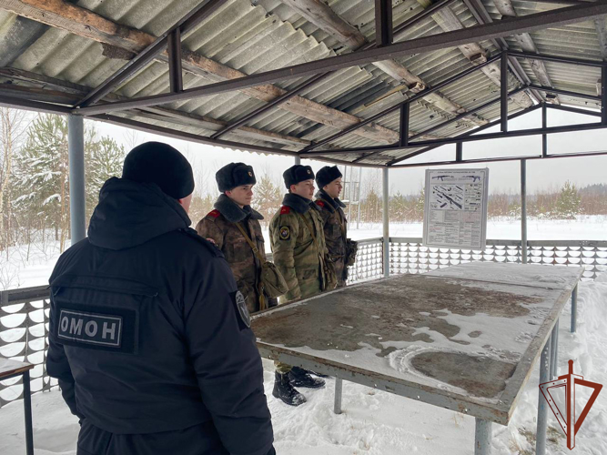 Патриотические мероприятия Росгвардии с молодежью прошли в центральных регионах  России