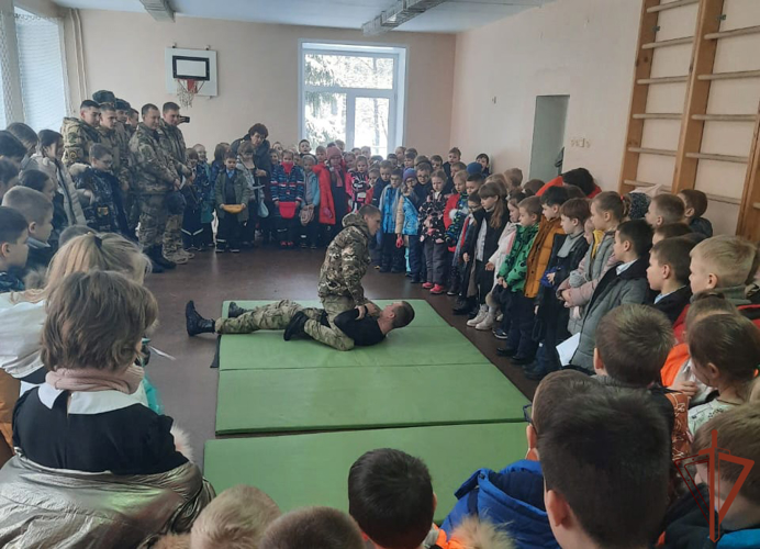 Мероприятия Росгвардии в рамках акции «Неделя мужества» продолжаются в Приволжье