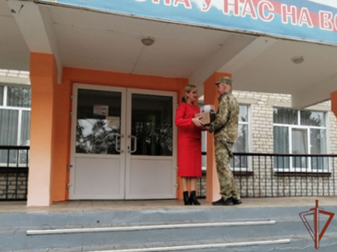 Росгвардейцы-участники СВО провели посвященные Дню 8 марта праздничные мероприятия