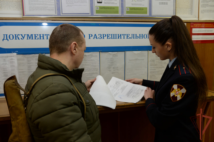 Росгвардейцы провели профилактическое мероприятие «Гражданское оружие» в Москве