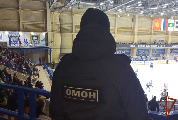 Росгвардия обеспечила безопасность на хоккейных матчах в Зауралье