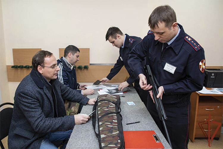Росгвардейцы провели профилактическое мероприятие «Гражданское оружие» в Москве