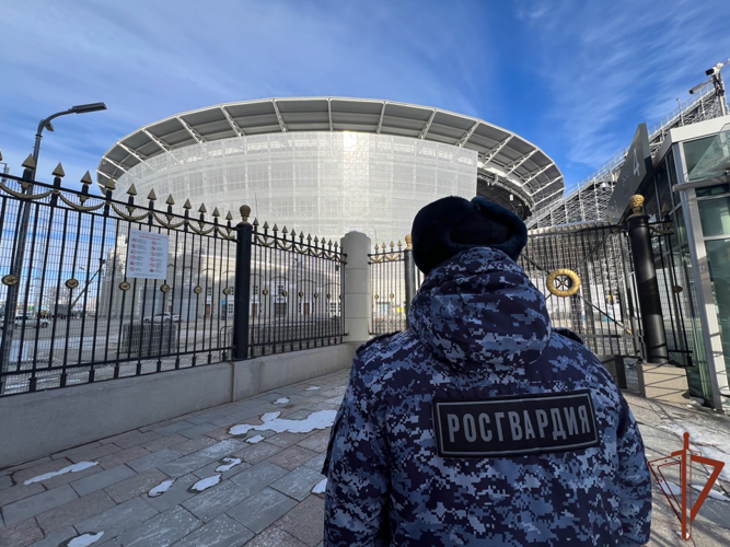 Росгвардия обеспечила правопорядок на футбольном матче Российской  премьер-лиги в Екатеринбурге