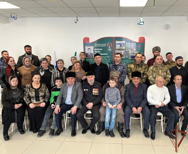 «Парта Героя» в честь памяти военнослужащего Росгвардии открыта в Ингушетии