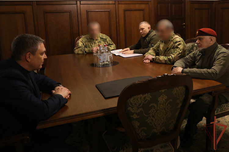 Генерал-лейтенант Алексей Воробьев совершил рабочую поездку в ЛНР (видео)