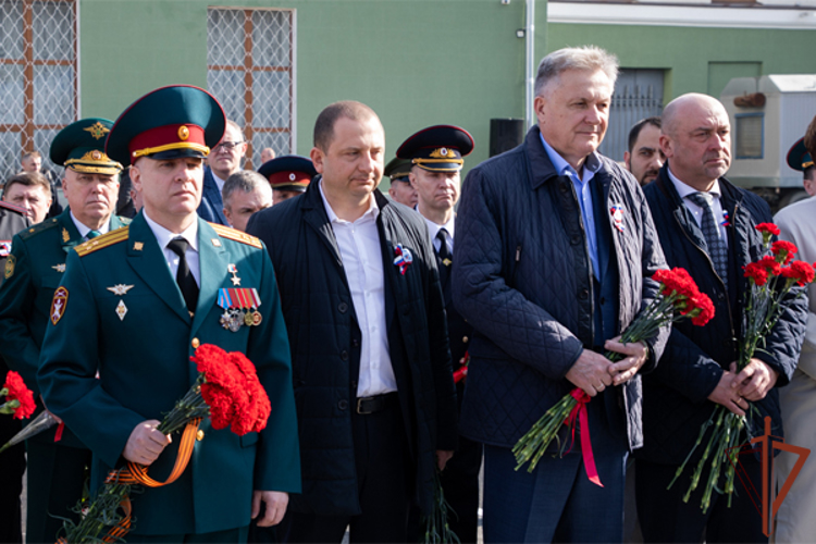 Росгвардия присоединилась к празднованию 10-летия воссоединения Крыма с Россией