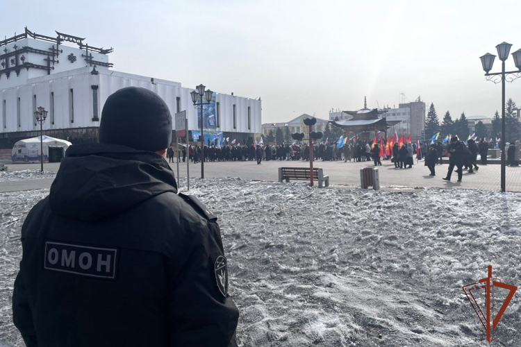 Росгвардейцы приняли участие в посвящённых 10-летию воссоединения Крыма с Россией мероприятиях  в Сибири