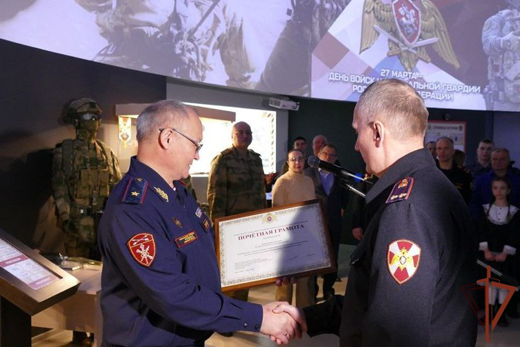 Мультимедийные выставки и экспозиции ко Дню Росгвардии начали работу в Сибири