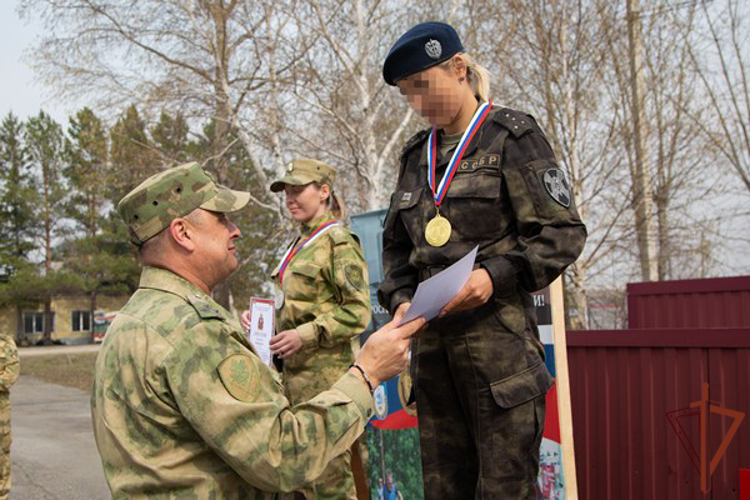 В Хабаровске прошел чемпионат округа по стрельбе из боевого ручного стрелкового оружия