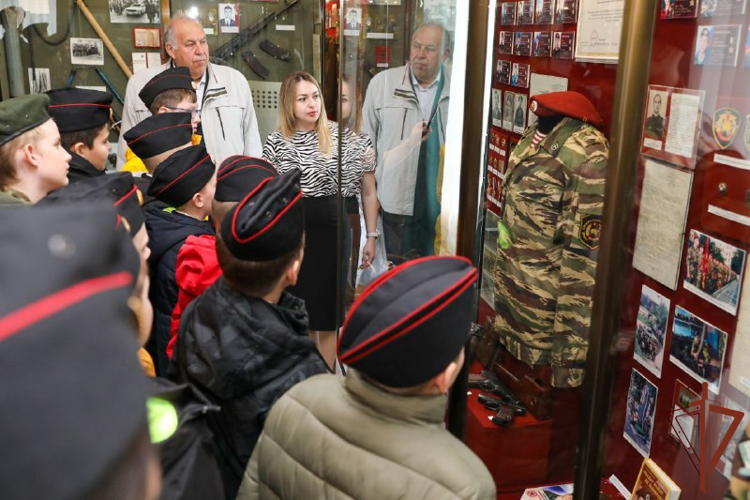В дивизии имени Ф.Э. Дзержинского состоялся военно-патриотический слёт «Кадет Росгвардии – наследник великой России» (видео)