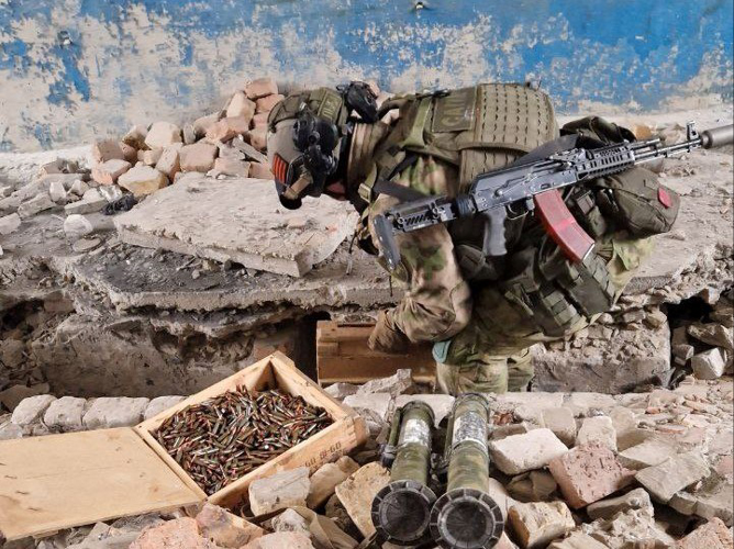 Росгвардейцы обнаружили в ЛНР схрон украинских вооруженных формирований с оружием и боеприпасами французского производства