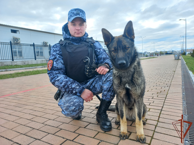 В Калининграде росгвардейцы обеспечили безопасность футбольного матча Российской премьер-лиги