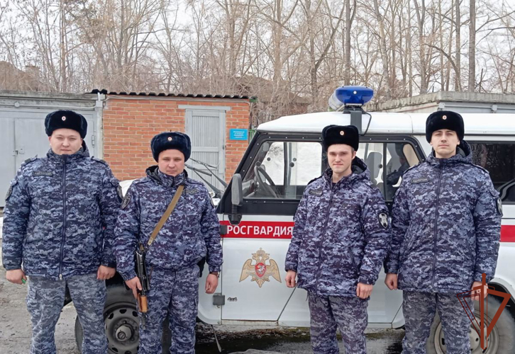 Росгвардейцы оказали содействие экстренным службам в ликвидации пожара в аквапарке Екатеринбург