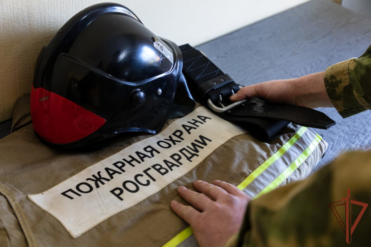 Учения с подразделениями ведомственной пожарной охраны Северо-Западного округа Росгвардии прошли в Ленинградской области
