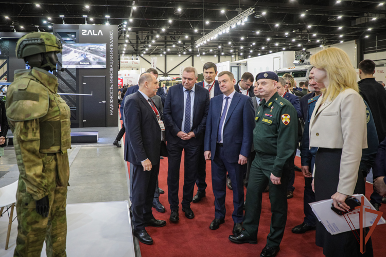 Выставка Росгвардии «ЭКСПОТЕХНОСТРАЖ. День передовых технологий» открылась в Санкт-Петербурге (видео)